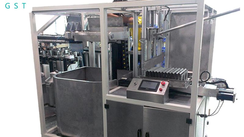 高精度上下料机器人：位移参数解析与选型要点